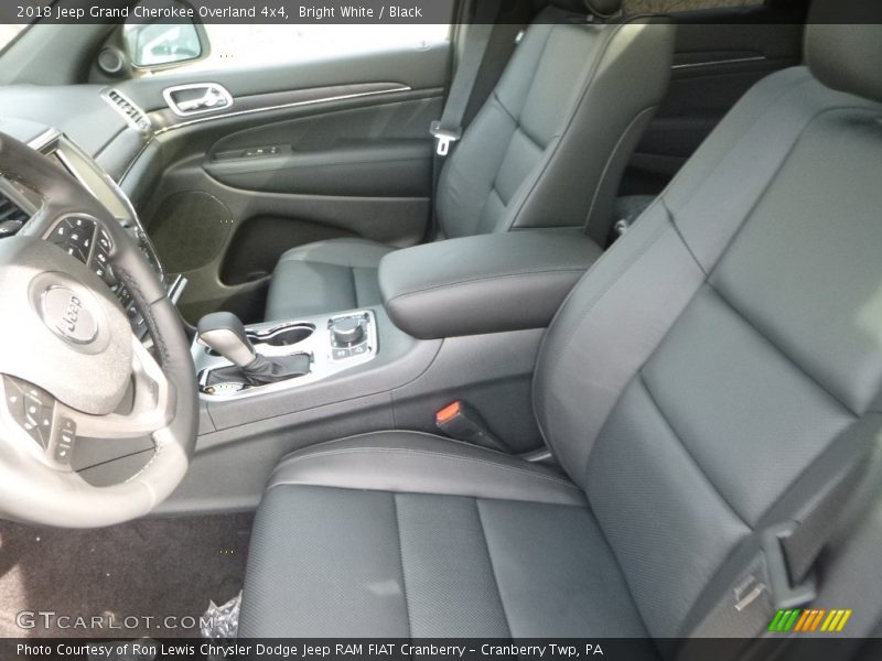 Bright White / Black 2018 Jeep Grand Cherokee Overland 4x4