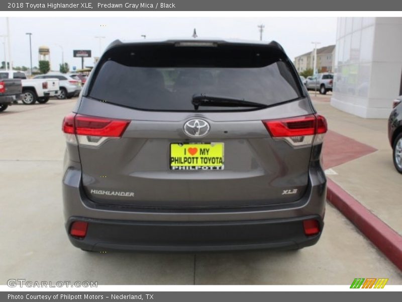 Predawn Gray Mica / Black 2018 Toyota Highlander XLE