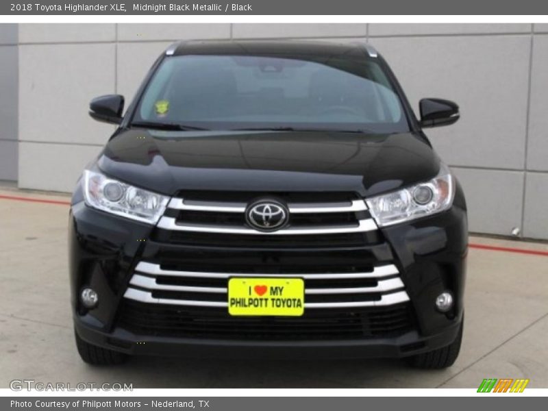 Midnight Black Metallic / Black 2018 Toyota Highlander XLE