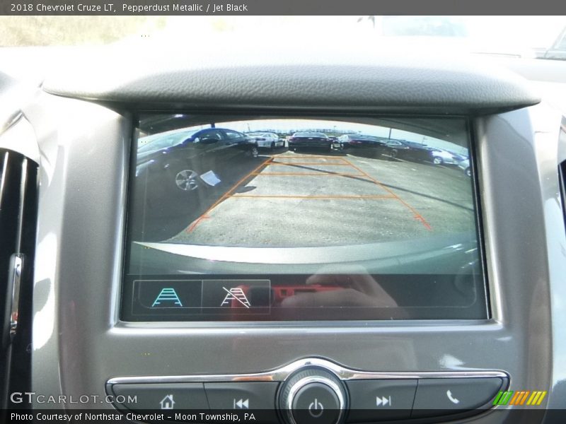 Pepperdust Metallic / Jet Black 2018 Chevrolet Cruze LT