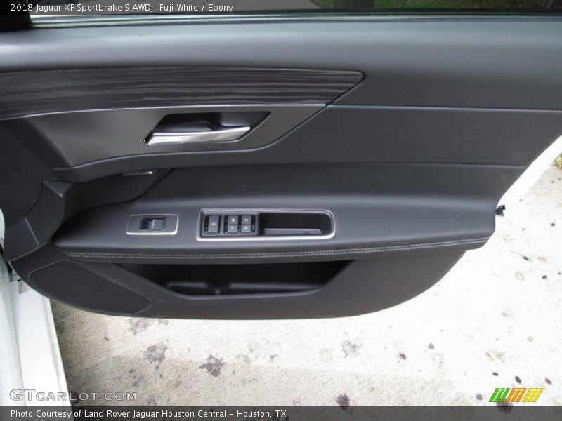 Door Panel of 2018 XF Sportbrake S AWD