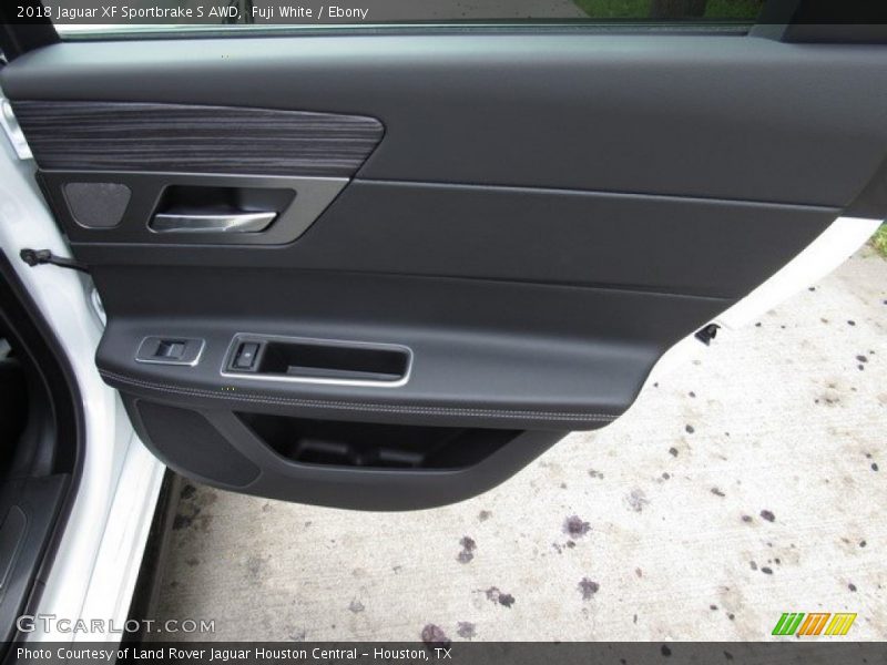 Door Panel of 2018 XF Sportbrake S AWD