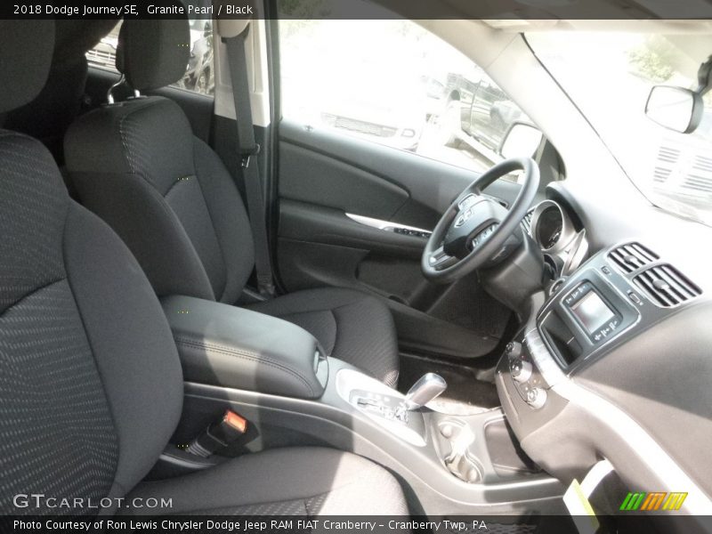Granite Pearl / Black 2018 Dodge Journey SE