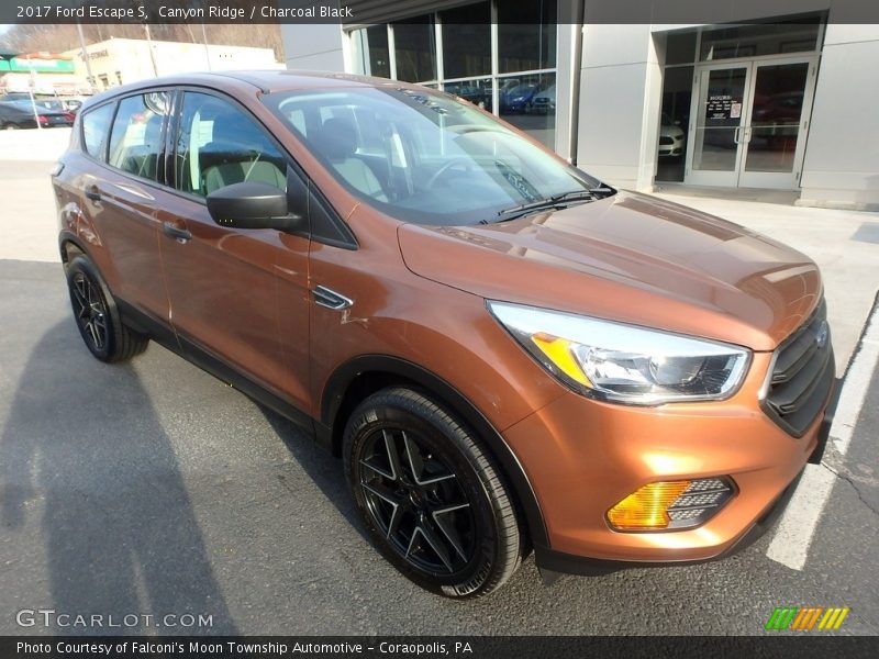 Canyon Ridge / Charcoal Black 2017 Ford Escape S