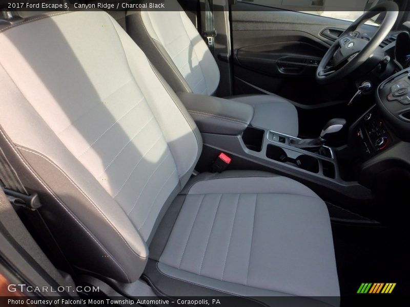 Canyon Ridge / Charcoal Black 2017 Ford Escape S