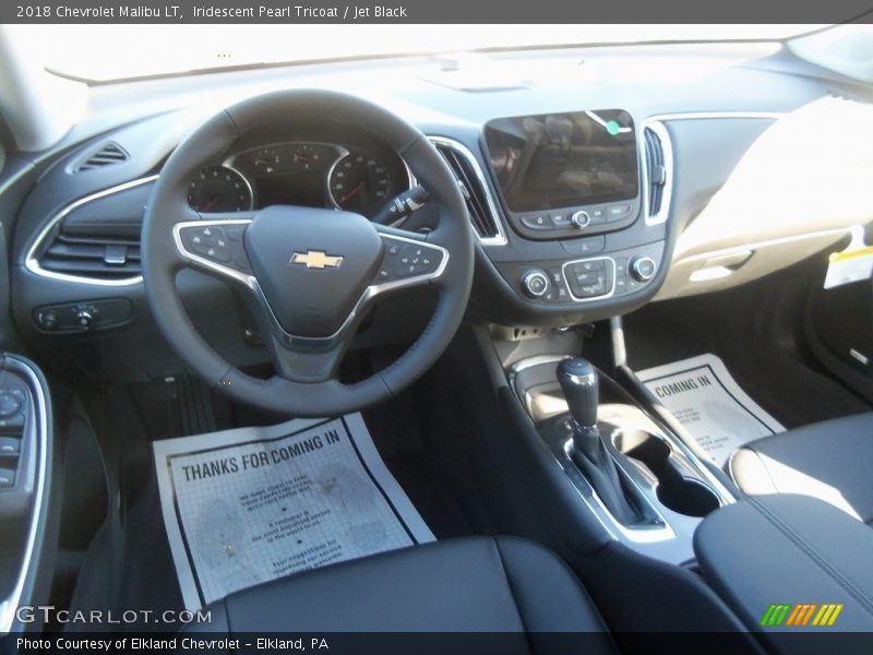 Iridescent Pearl Tricoat / Jet Black 2018 Chevrolet Malibu LT