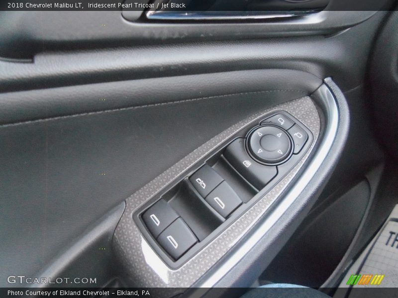 Iridescent Pearl Tricoat / Jet Black 2018 Chevrolet Malibu LT