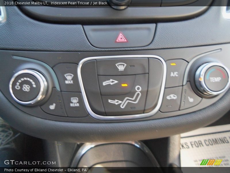 Iridescent Pearl Tricoat / Jet Black 2018 Chevrolet Malibu LT