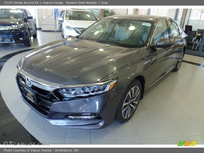 Front 3/4 View of 2018 Accord EX-L Hybrid Sedan