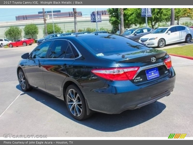 Midnight Black Metallic / Black 2017 Toyota Camry XSE