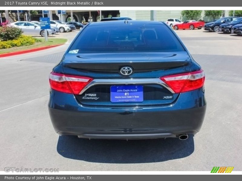 Midnight Black Metallic / Black 2017 Toyota Camry XSE