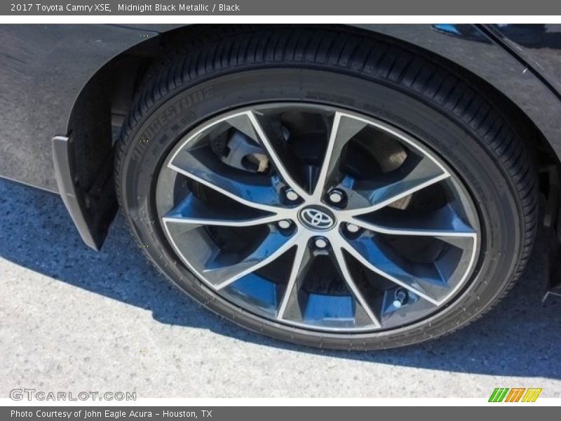Midnight Black Metallic / Black 2017 Toyota Camry XSE