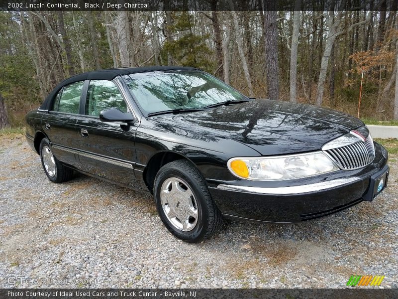 Black / Deep Charcoal 2002 Lincoln Continental