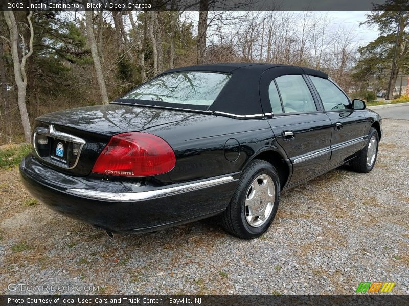 Black / Deep Charcoal 2002 Lincoln Continental