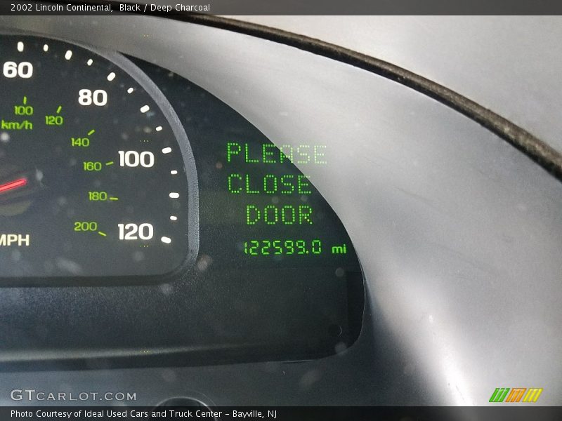 Black / Deep Charcoal 2002 Lincoln Continental