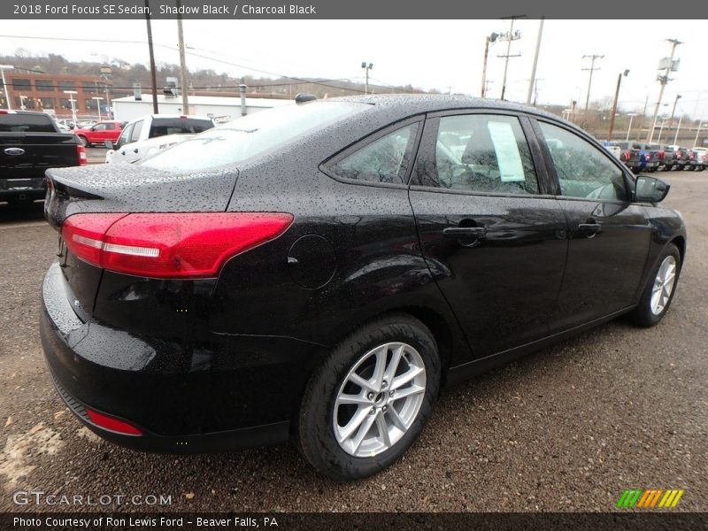 Shadow Black / Charcoal Black 2018 Ford Focus SE Sedan