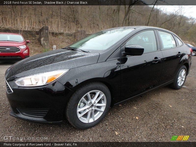 Shadow Black / Charcoal Black 2018 Ford Focus SE Sedan