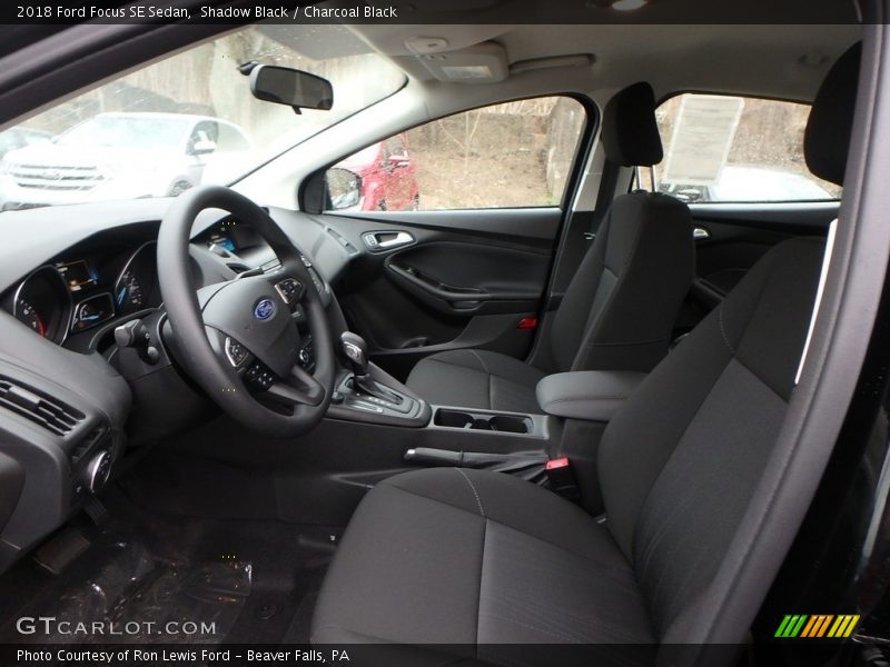 Shadow Black / Charcoal Black 2018 Ford Focus SE Sedan