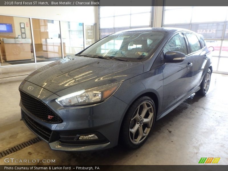 Blue Metallic / Charcoal Black 2018 Ford Focus ST Hatch