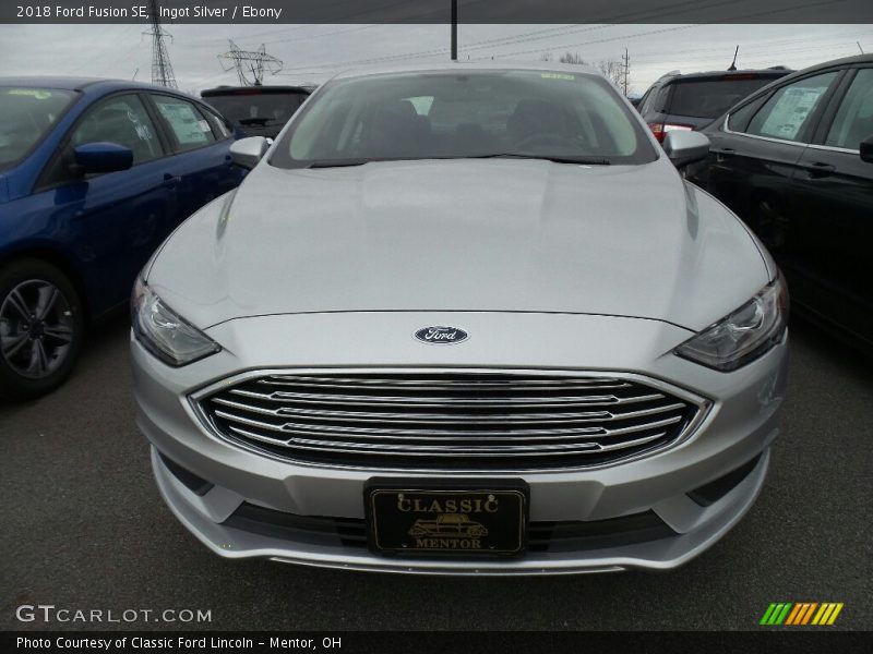 Ingot Silver / Ebony 2018 Ford Fusion SE