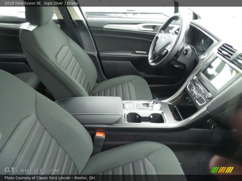 Ingot Silver / Ebony 2018 Ford Fusion SE