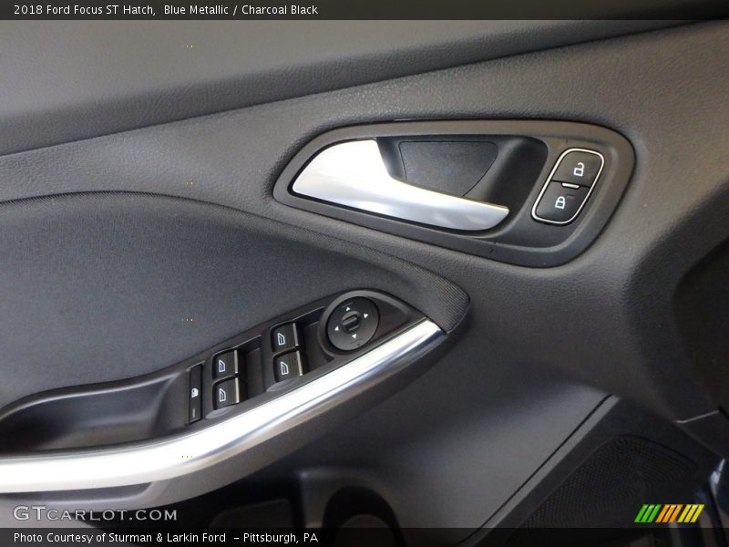 Blue Metallic / Charcoal Black 2018 Ford Focus ST Hatch