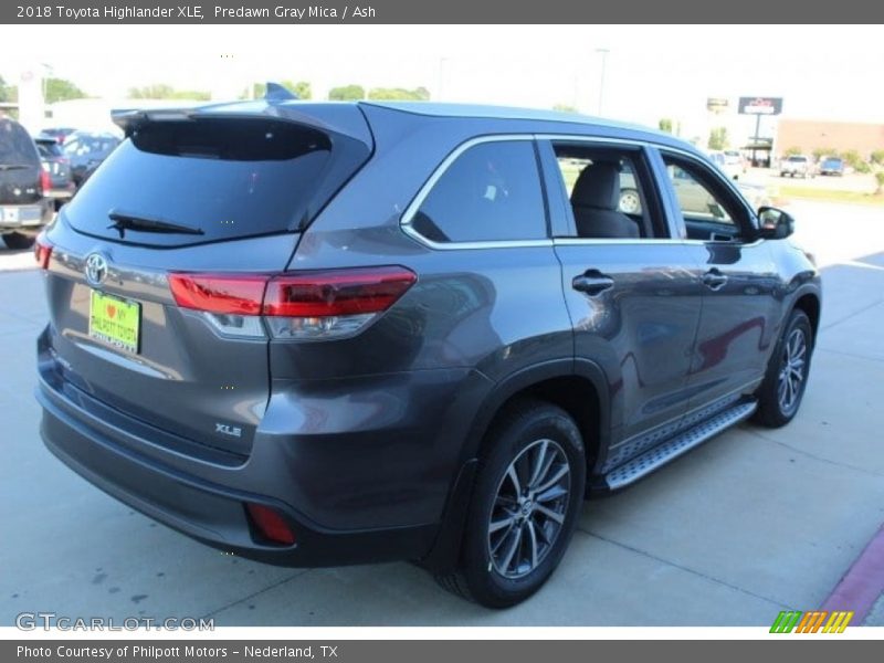 Predawn Gray Mica / Ash 2018 Toyota Highlander XLE