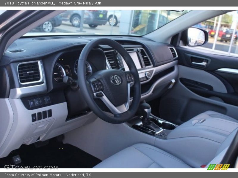 Predawn Gray Mica / Ash 2018 Toyota Highlander XLE