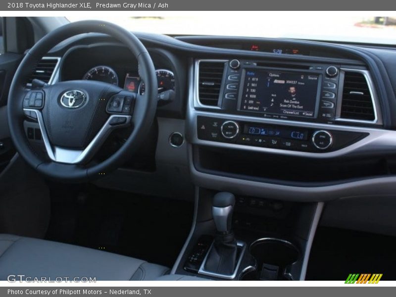 Predawn Gray Mica / Ash 2018 Toyota Highlander XLE