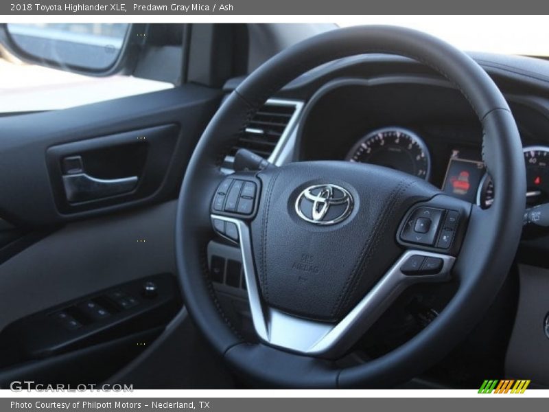 Predawn Gray Mica / Ash 2018 Toyota Highlander XLE