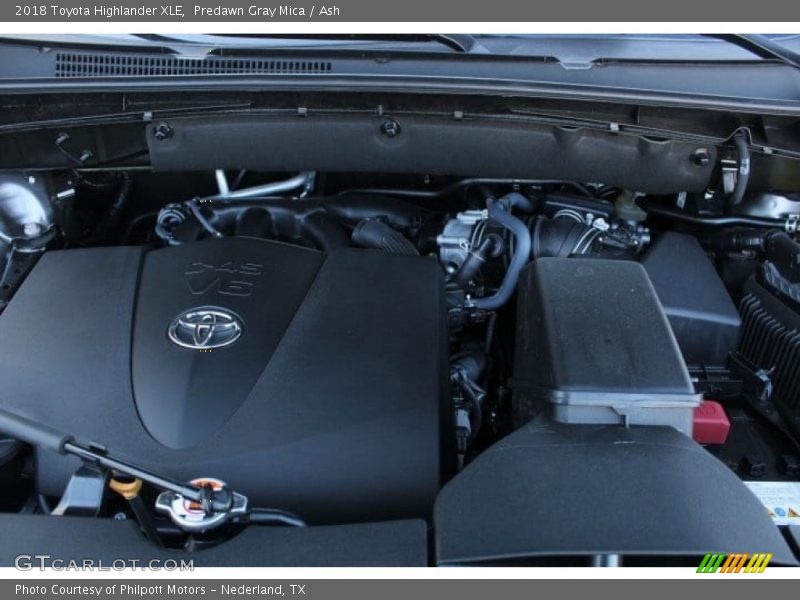 Predawn Gray Mica / Ash 2018 Toyota Highlander XLE