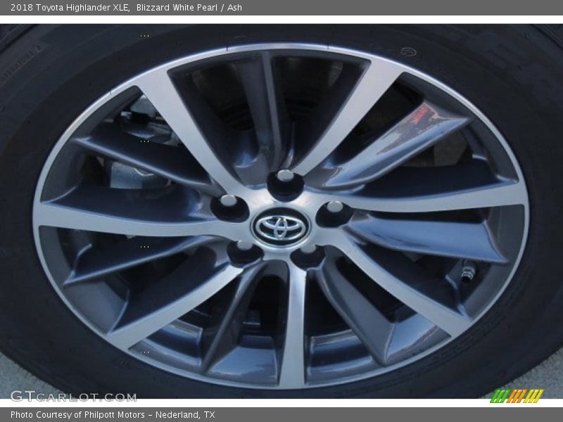 Blizzard White Pearl / Ash 2018 Toyota Highlander XLE