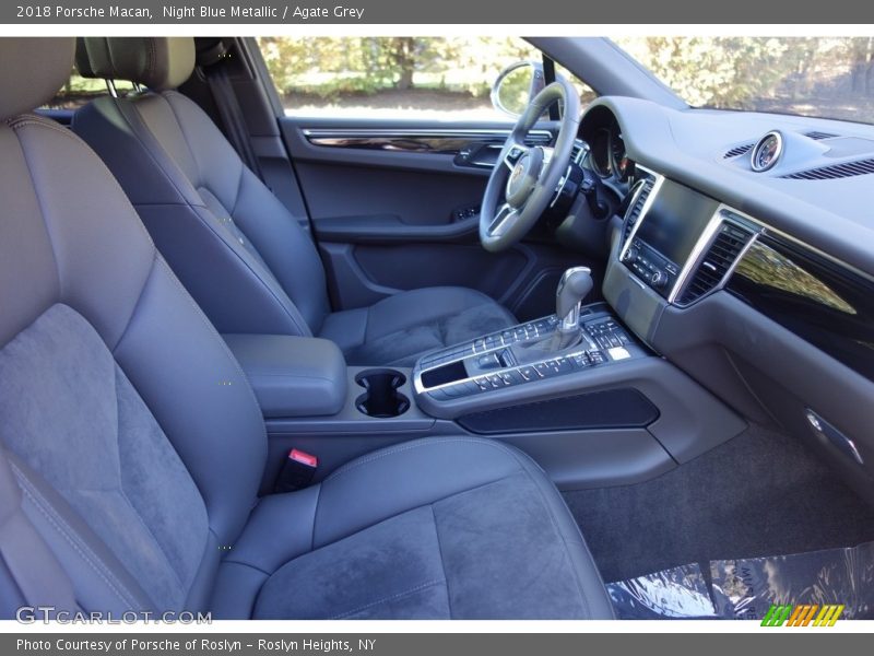 Front Seat of 2018 Macan 