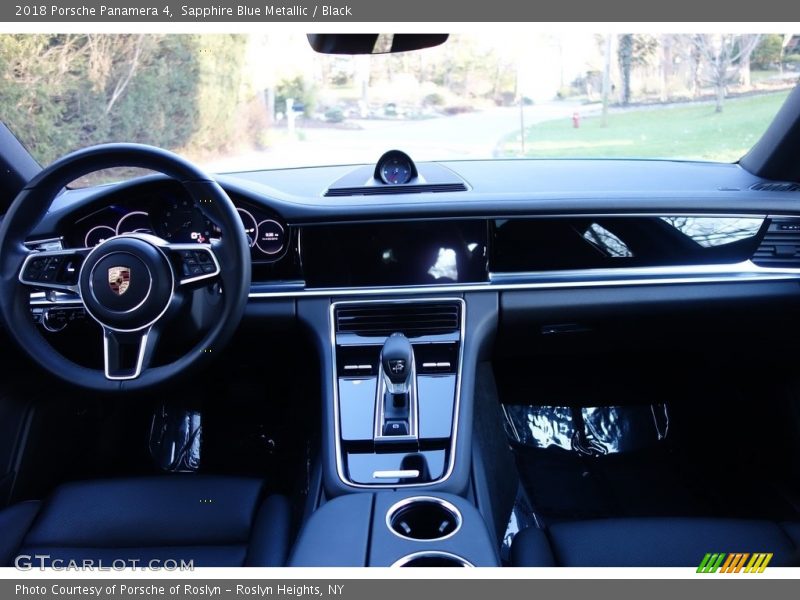 Dashboard of 2018 Panamera 4