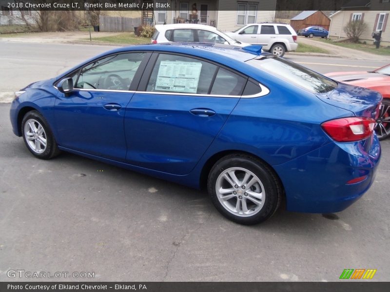 Kinetic Blue Metallic / Jet Black 2018 Chevrolet Cruze LT