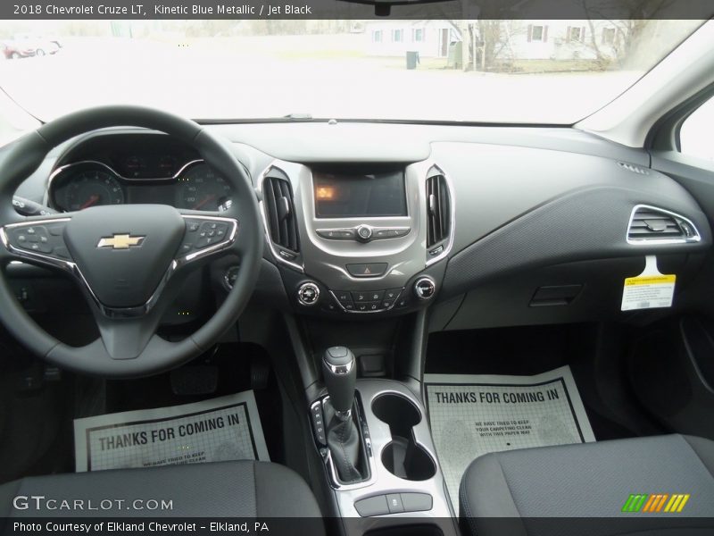 Kinetic Blue Metallic / Jet Black 2018 Chevrolet Cruze LT
