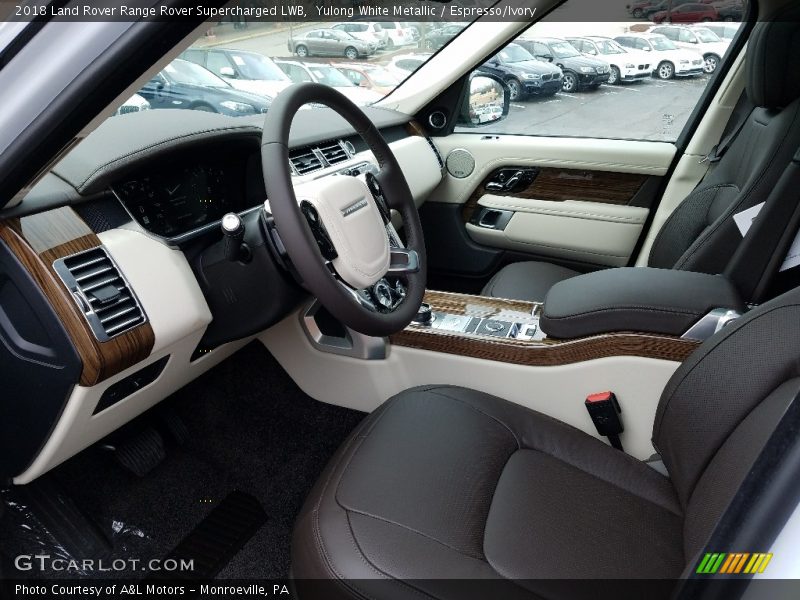  2018 Range Rover Supercharged LWB Espresso/Ivory Interior