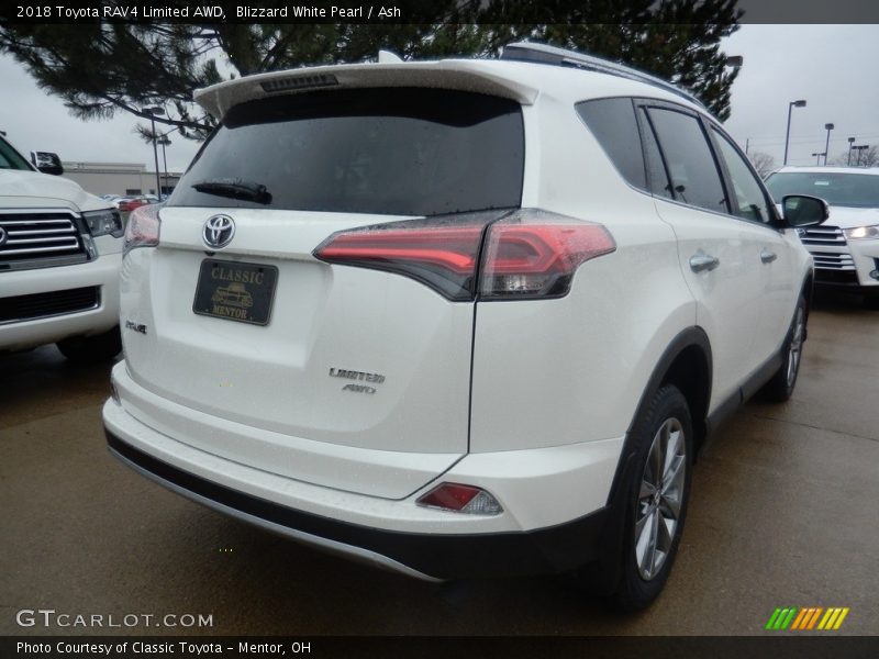 Blizzard White Pearl / Ash 2018 Toyota RAV4 Limited AWD