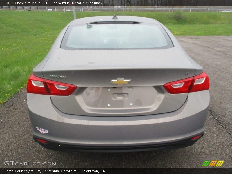 Pepperdust Metallic / Jet Black 2018 Chevrolet Malibu LT