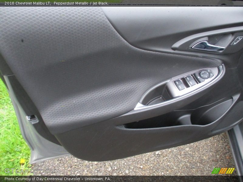 Pepperdust Metallic / Jet Black 2018 Chevrolet Malibu LT