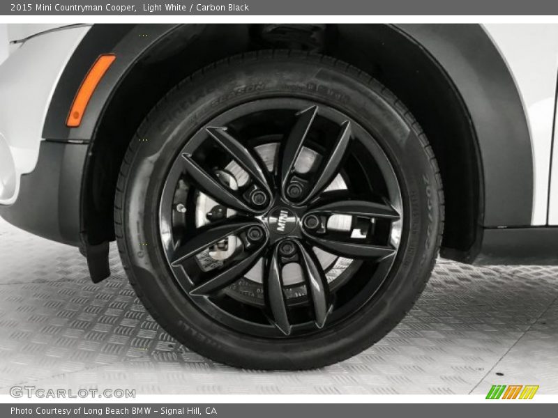Light White / Carbon Black 2015 Mini Countryman Cooper