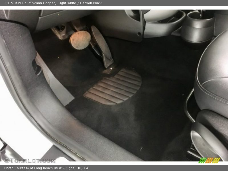 Light White / Carbon Black 2015 Mini Countryman Cooper