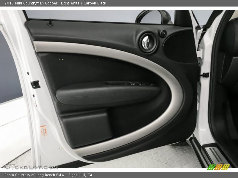 Light White / Carbon Black 2015 Mini Countryman Cooper