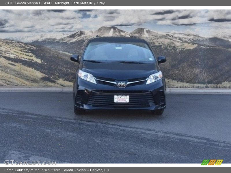 Midnight Black Metallic / Gray 2018 Toyota Sienna LE AWD