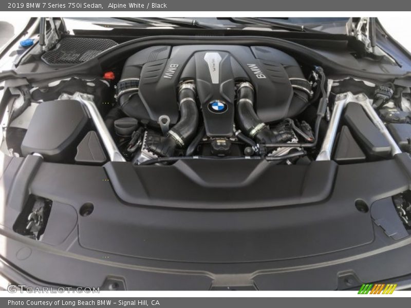  2019 7 Series 750i Sedan Engine - 4.4 Liter DI TwinPower Turbocharged DOHC 32-Valve VVT V8