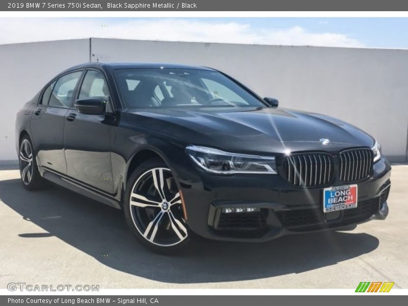 Front 3/4 View of 2019 7 Series 750i Sedan