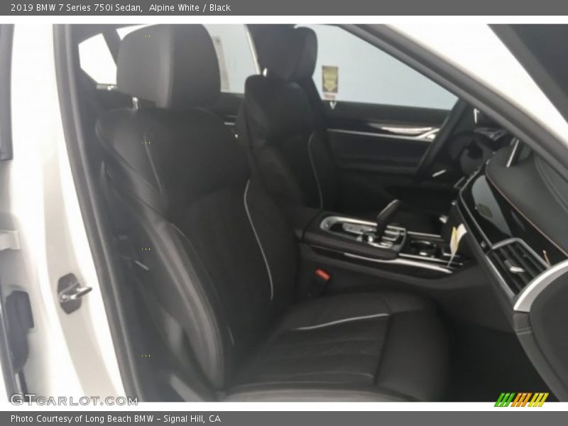 Alpine White / Black 2019 BMW 7 Series 750i Sedan