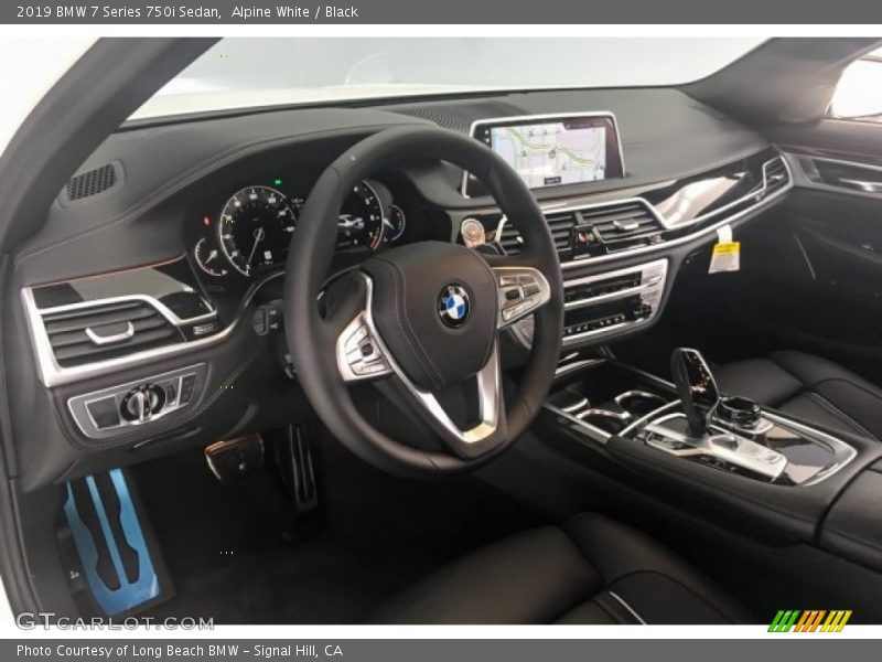 Alpine White / Black 2019 BMW 7 Series 750i Sedan