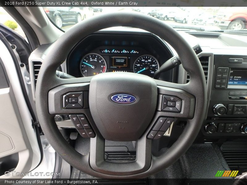 Oxford White / Earth Gray 2018 Ford F250 Super Duty XL Crew Cab 4x4