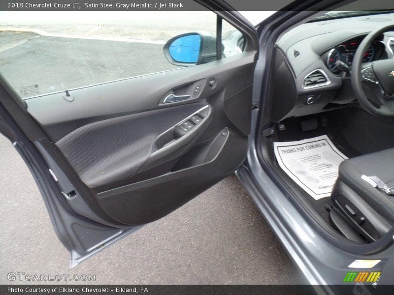 Satin Steel Gray Metallic / Jet Black 2018 Chevrolet Cruze LT